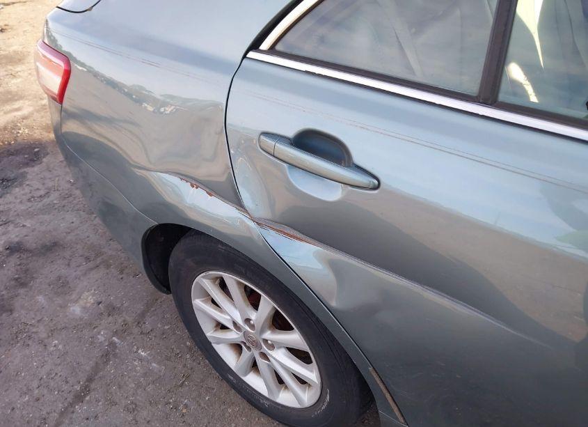 Photo 6 of 2010 Toyota Camry XLE (VIN 4T1BF3EK8AU552726)