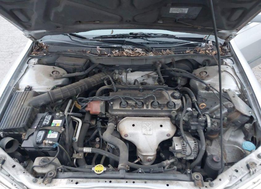 Photo 10 of 2010 Toyota Camry (VIN 4T1BF3EK8AU573432)