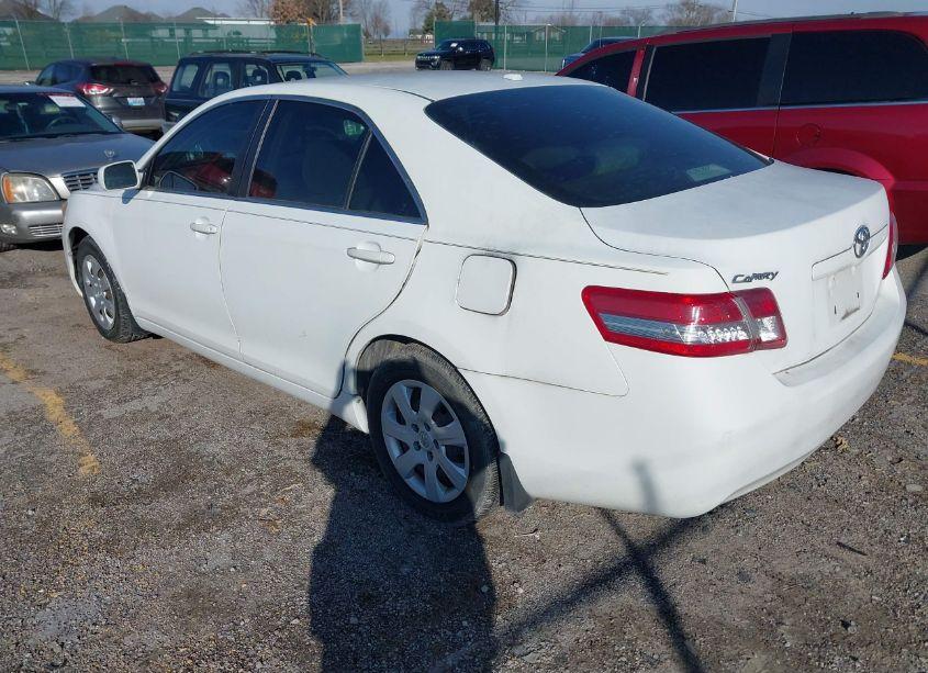 Photo 3 of 2010 Toyota Camry (VIN 4T1BF3EK8AU573432)