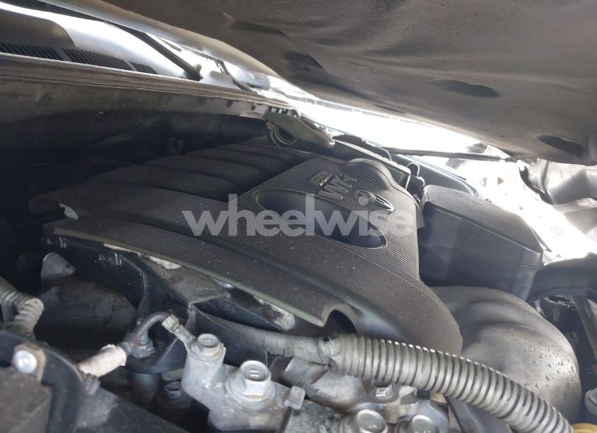 Photo 10 of 2010 Toyota Camry LE (VIN 4T1BF3EK8AU575519)