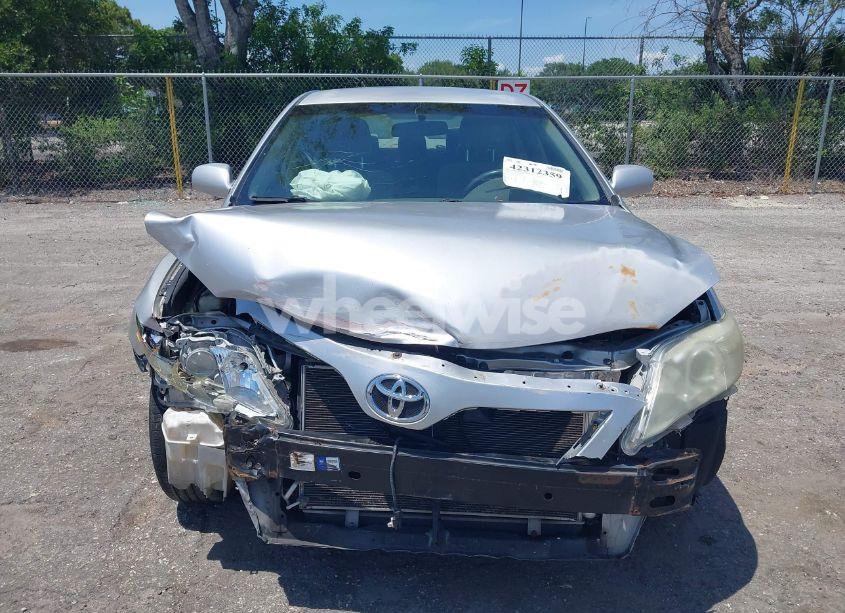 Photo 13 of 2010 Toyota Camry LE (VIN 4T1BF3EK8AU575519)