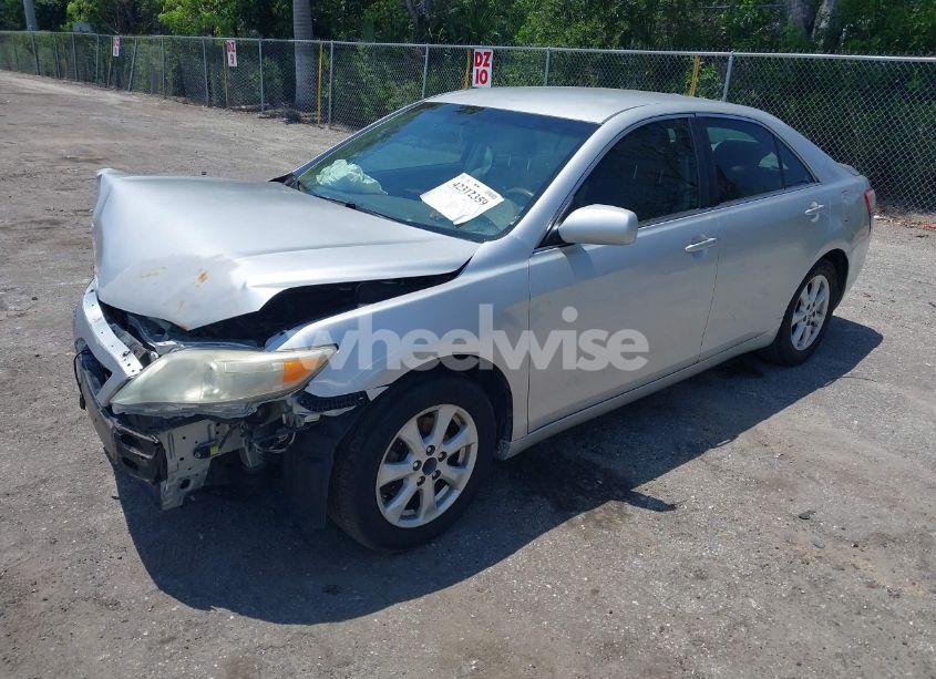 Photo 2 of 2010 Toyota Camry LE (VIN 4T1BF3EK8AU575519)