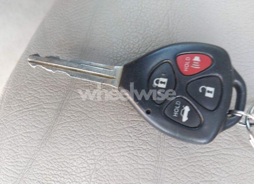 Photo 11 of 2011 Toyota Camry LE (VIN 4T1BF3EK8BU127833)