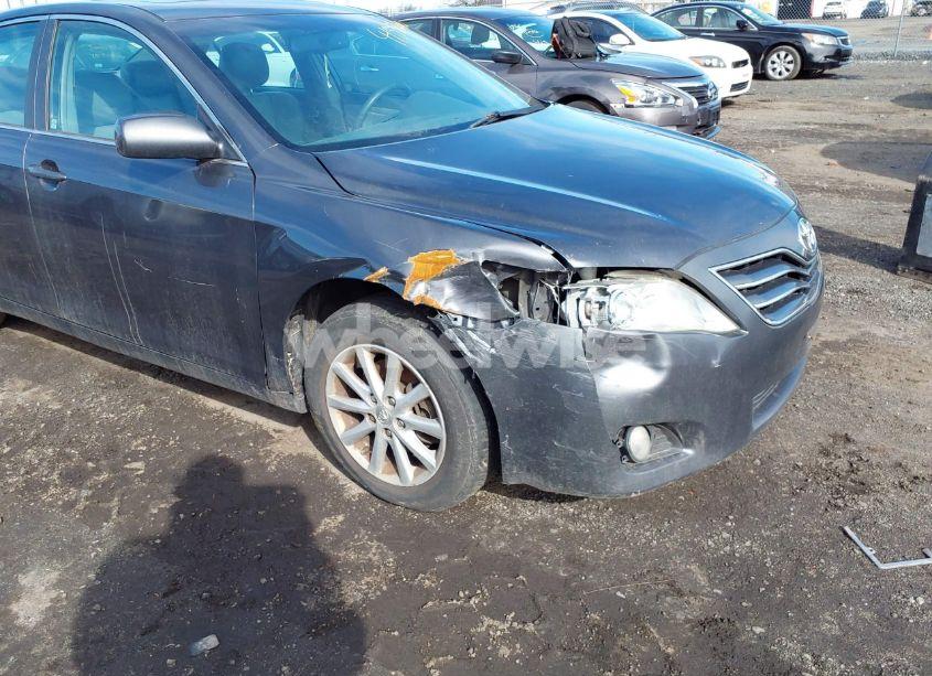Photo 6 of 2011 Toyota Camry XLE (VIN 4T1BF3EK8BU137679)