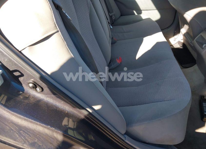 Photo 8 of 2011 Toyota Camry LE (VIN 4T1BF3EK8BU140999)