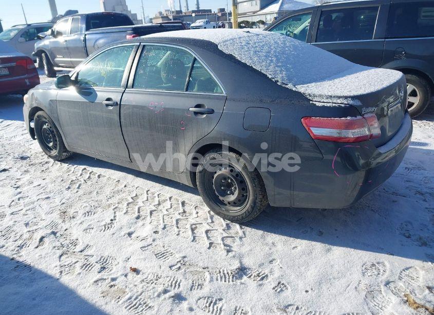 Photo 3 of 2011 Toyota Camry LE (VIN 4T1BF3EK8BU143983)