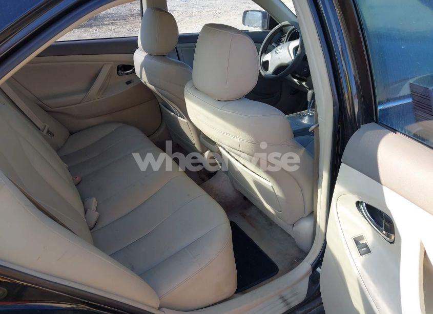 Photo 8 of 2011 Toyota Camry LE (VIN 4T1BF3EK8BU155759)