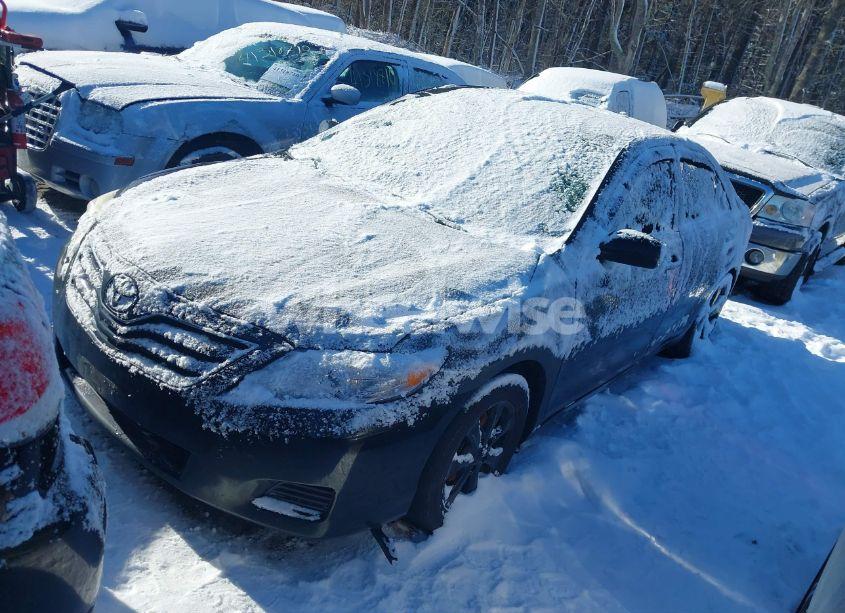 Photo 2 of 2011 Toyota Camry LE (VIN 4T1BF3EK8BU158340)