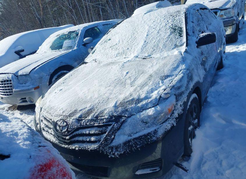 Photo 6 of 2011 Toyota Camry LE (VIN 4T1BF3EK8BU158340)