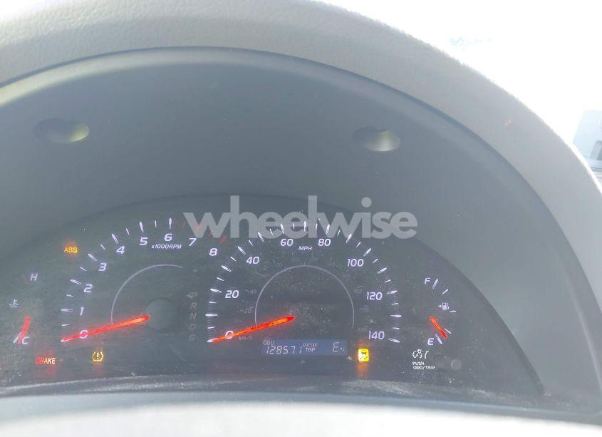 Photo 7 of 2011 Toyota Camry LE (VIN 4T1BF3EK8BU158340)