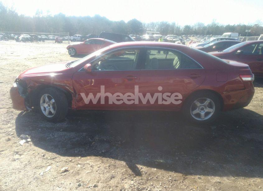 Photo 14 of 2011 Toyota Camry LE (VIN 4T1BF3EK8BU171850)