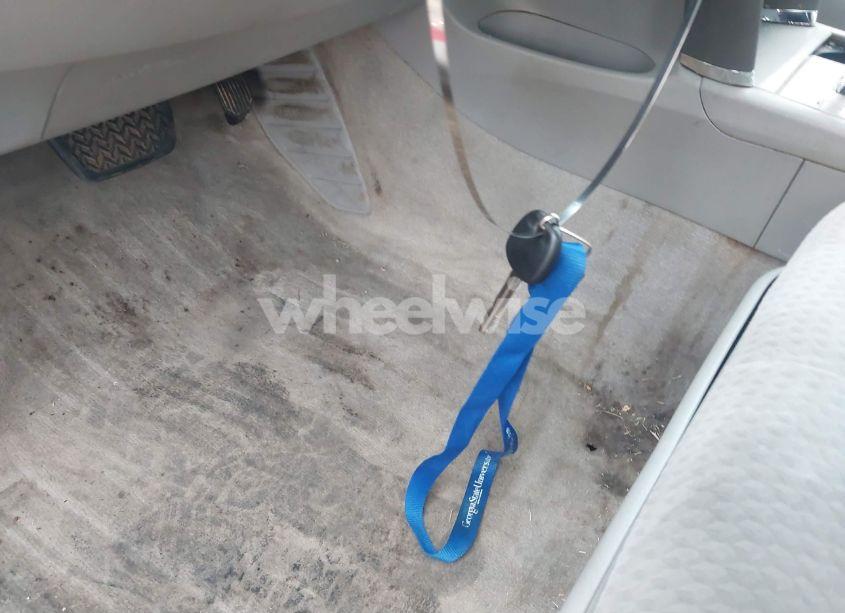 Photo 11 of 2011 Toyota Camry LE (VIN 4T1BF3EK8BU174537)