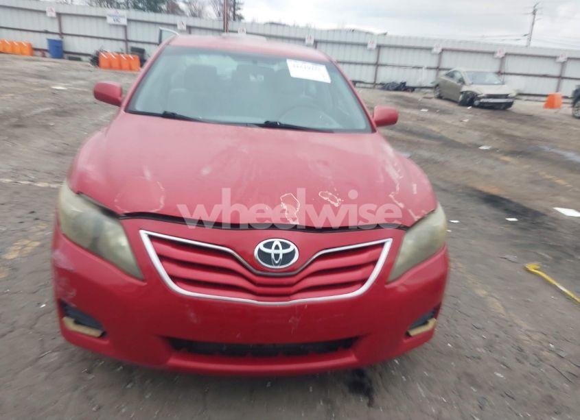 Photo 12 of 2011 Toyota Camry LE (VIN 4T1BF3EK8BU174537)