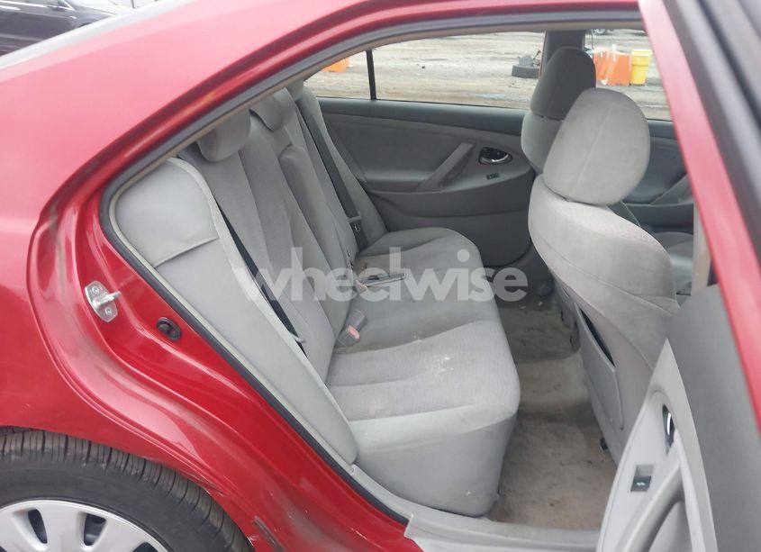 Photo 8 of 2011 Toyota Camry LE (VIN 4T1BF3EK8BU174537)