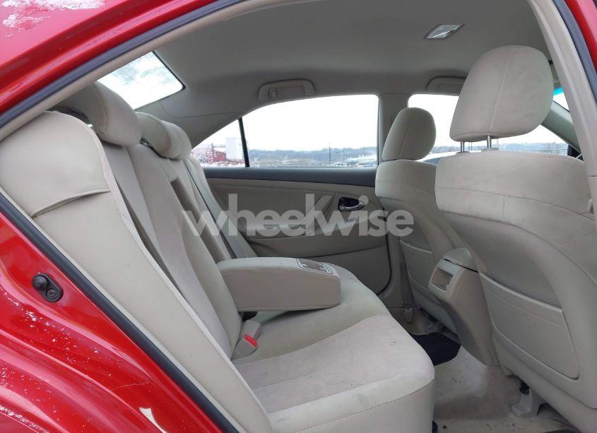 Photo 8 of 2011 Toyota Camry LE (VIN 4T1BF3EK8BU181441)