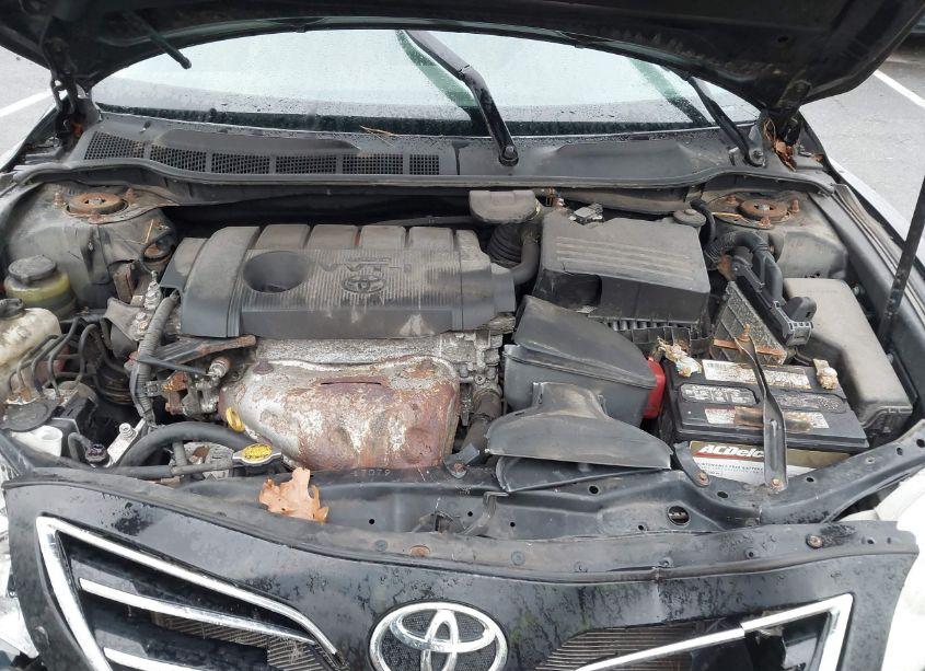 Photo 10 of 2011 Toyota Camry XLE (VIN 4T1BF3EK8BU200019)