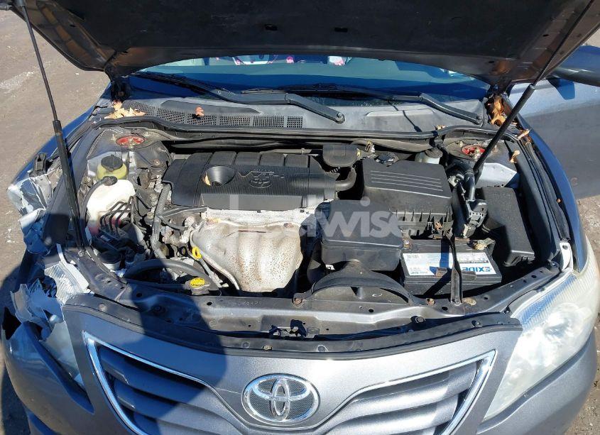 Photo 8 of 2011 Toyota Camry LE (VIN 4T1BF3EK8BU204085)