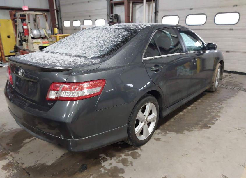 Photo 4 of 2011 Toyota Camry SE (VIN 4T1BF3EK8BU204233)