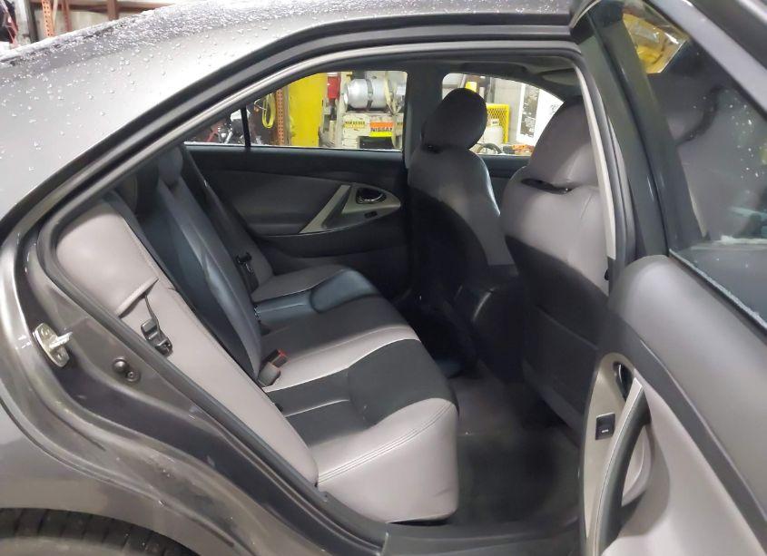 Photo 8 of 2011 Toyota Camry SE (VIN 4T1BF3EK8BU204233)