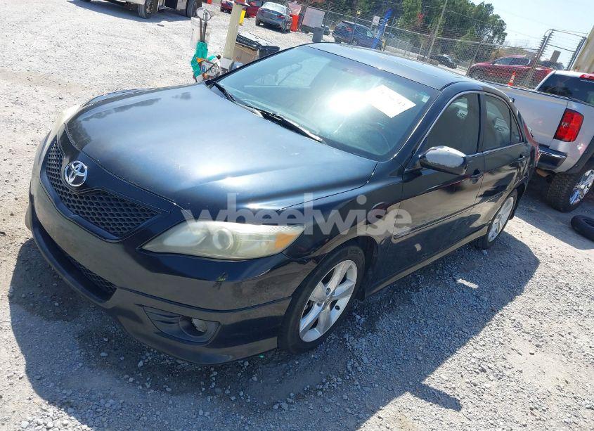 Photo 2 of 2011 Toyota Camry SE (VIN 4T1BF3EK8BU204443)