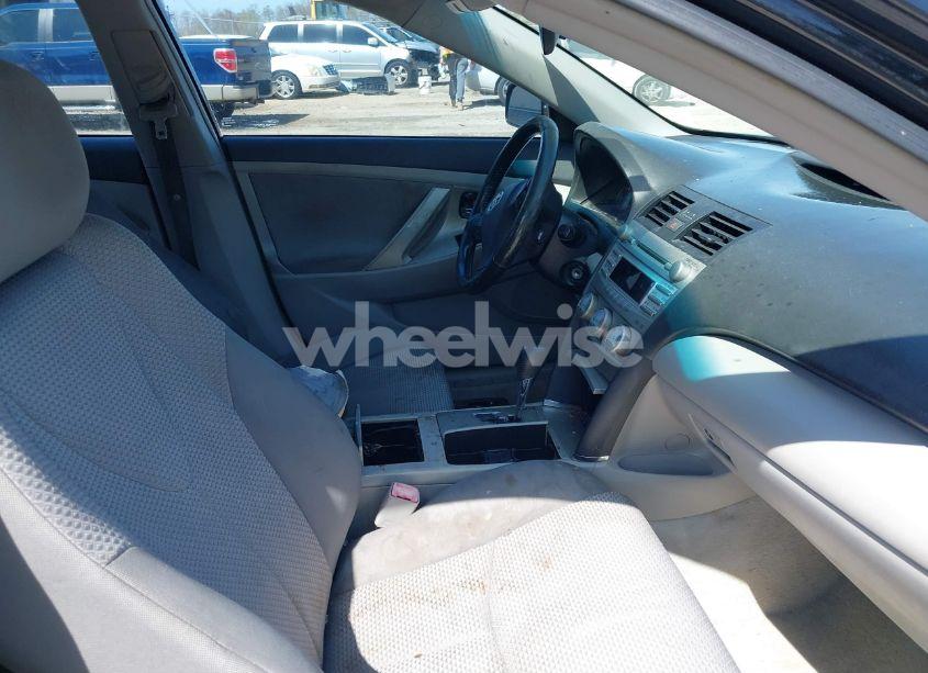 Photo 5 of 2011 Toyota Camry SE (VIN 4T1BF3EK8BU204443)