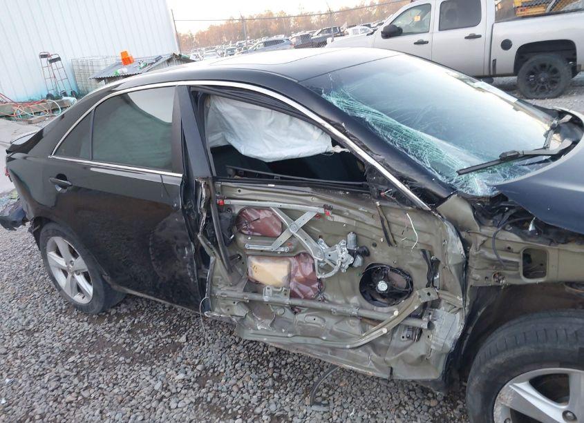 Photo 13 of 2011 Toyota Camry SE (VIN 4T1BF3EK8BU209061)