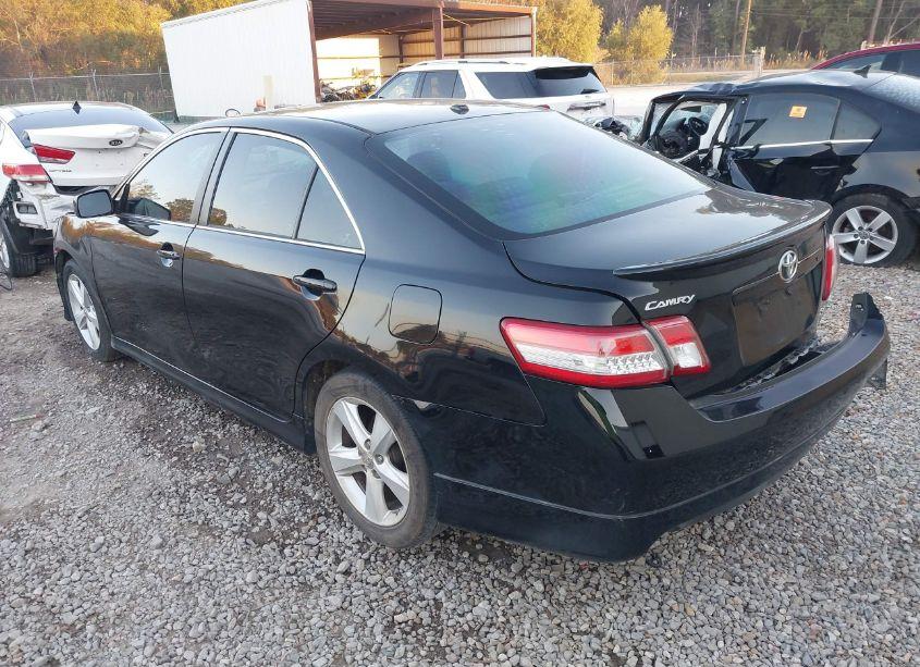 Photo 3 of 2011 Toyota Camry SE (VIN 4T1BF3EK8BU209061)