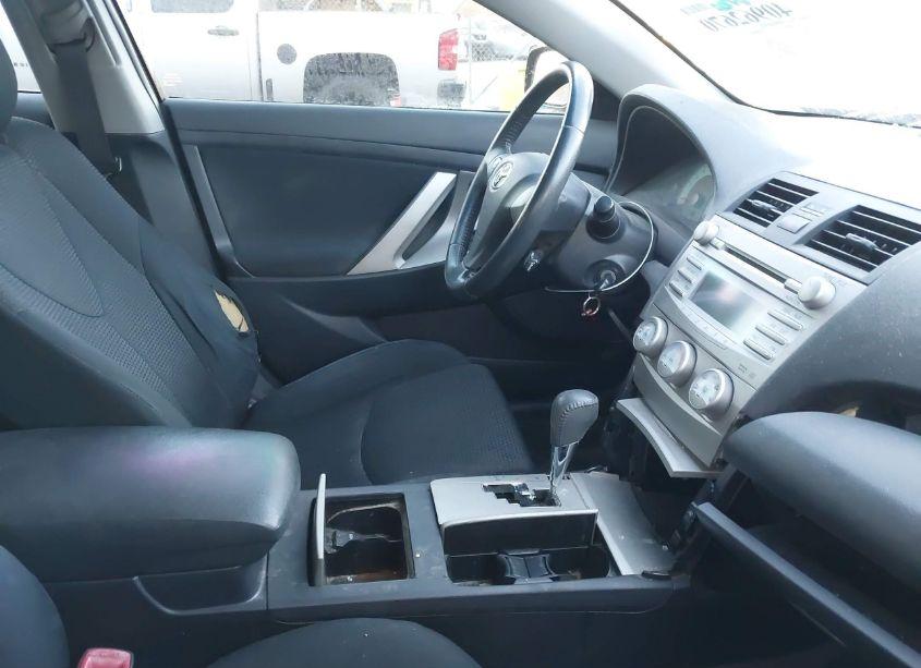 Photo 5 of 2011 Toyota Camry SE (VIN 4T1BF3EK8BU209061)