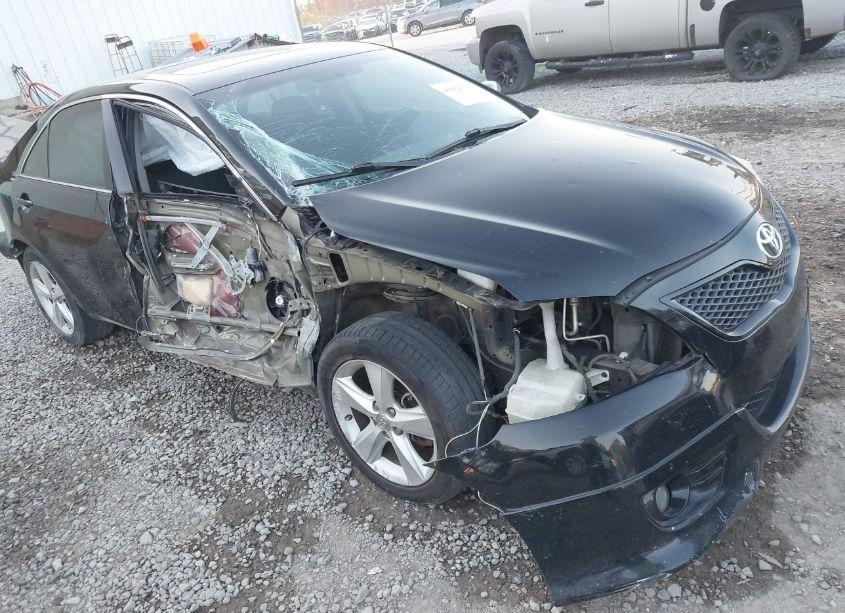 Photo 6 of 2011 Toyota Camry SE (VIN 4T1BF3EK8BU209061)