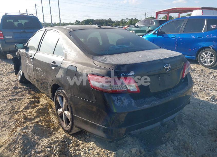 Photo 3 of 2011 Toyota Camry SE (VIN 4T1BF3EK8BU215166)