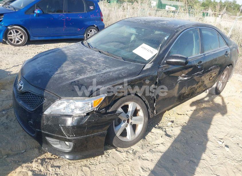 Photo 6 of 2011 Toyota Camry SE (VIN 4T1BF3EK8BU215166)