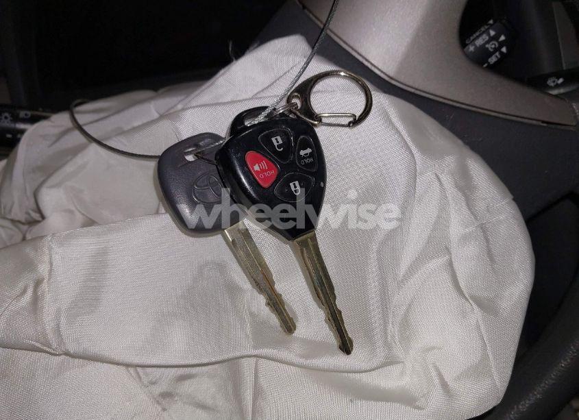 Photo 11 of 2011 Toyota Camry LE (VIN 4T1BF3EK8BU219511)