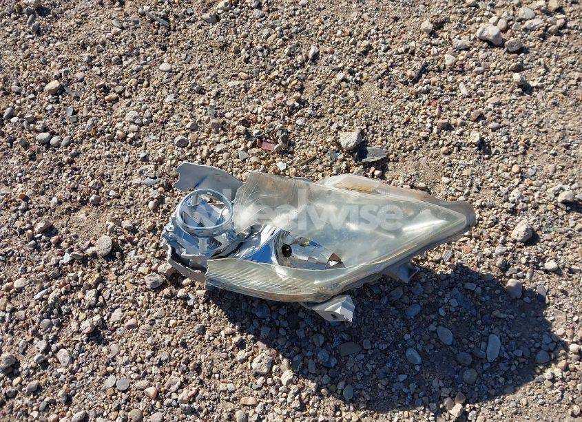 Photo 12 of 2011 Toyota Camry LE (VIN 4T1BF3EK8BU224742)