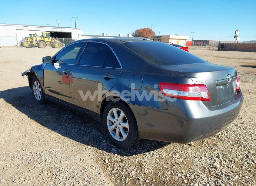 Photo 3 of 2011 Toyota Camry LE (VIN 4T1BF3EK8BU224742)