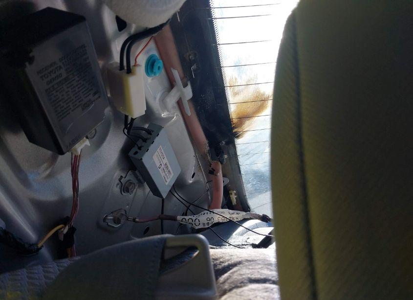 Photo 6 of 2011 Toyota Camry SE (VIN 4T1BF3EK8BU230038)