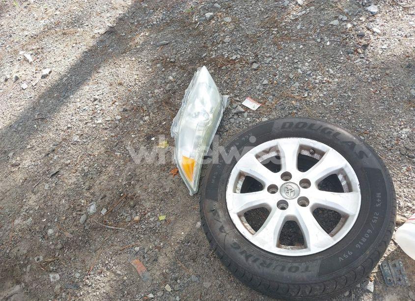 Photo 12 of 2011 Toyota Camry LE (VIN 4T1BF3EK8BU591527)