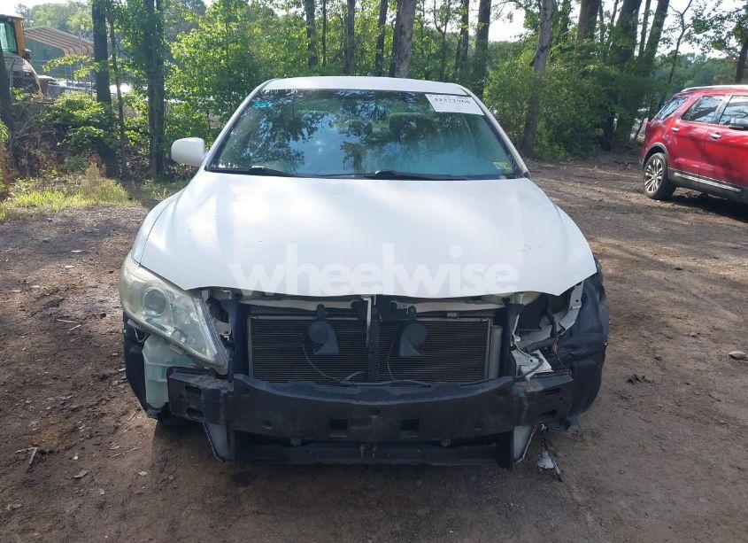 Photo 13 of 2011 Toyota Camry LE (VIN 4T1BF3EK8BU591527)