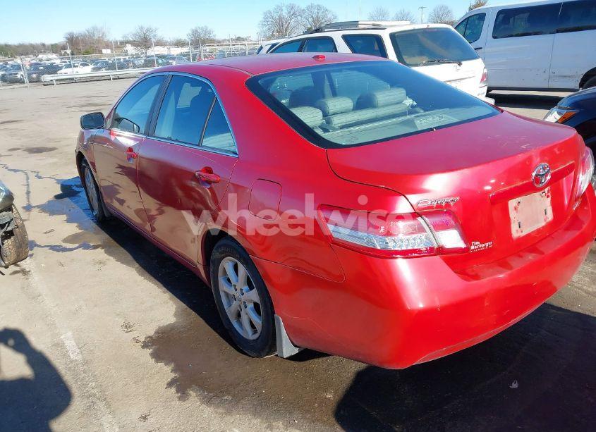 Photo 3 of 2011 Toyota Camry LE (VIN 4T1BF3EK8BU613672)