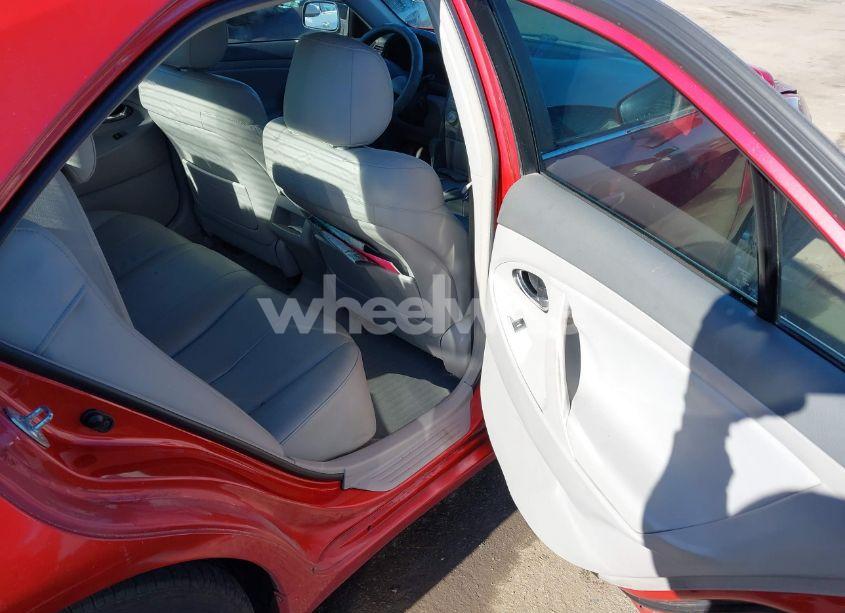 Photo 8 of 2011 Toyota Camry LE (VIN 4T1BF3EK8BU613672)