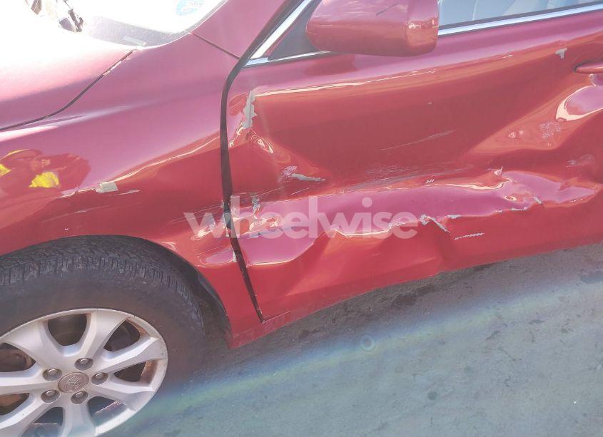 Photo 6 of 2011 Toyota Camry LE (VIN 4T1BF3EK8BU631489)