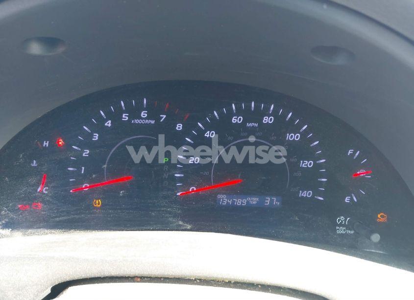 Photo 7 of 2011 Toyota Camry LE (VIN 4T1BF3EK8BU631489)