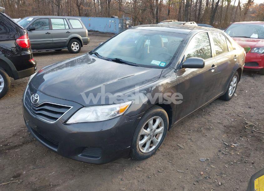 Photo 6 of 2011 Toyota Camry LE (VIN 4T1BF3EK8BU633811)