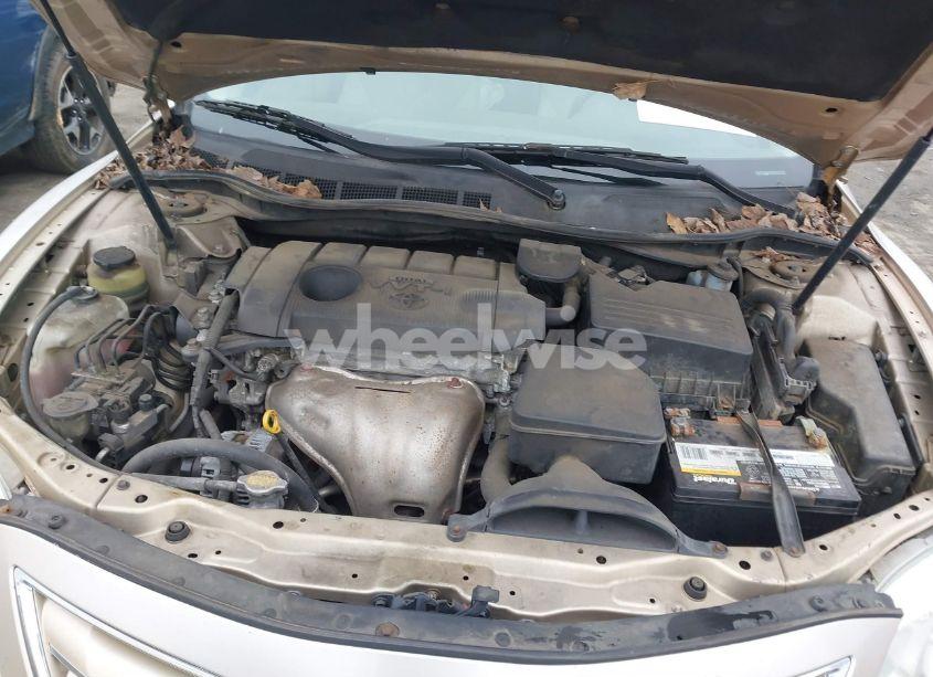 Photo 10 of 2011 Toyota Camry XLE (VIN 4T1BF3EK8BU634781)
