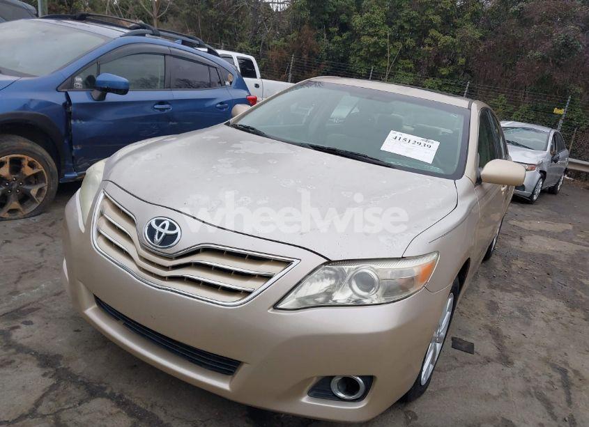Photo 11 of 2011 Toyota Camry XLE (VIN 4T1BF3EK8BU634781)