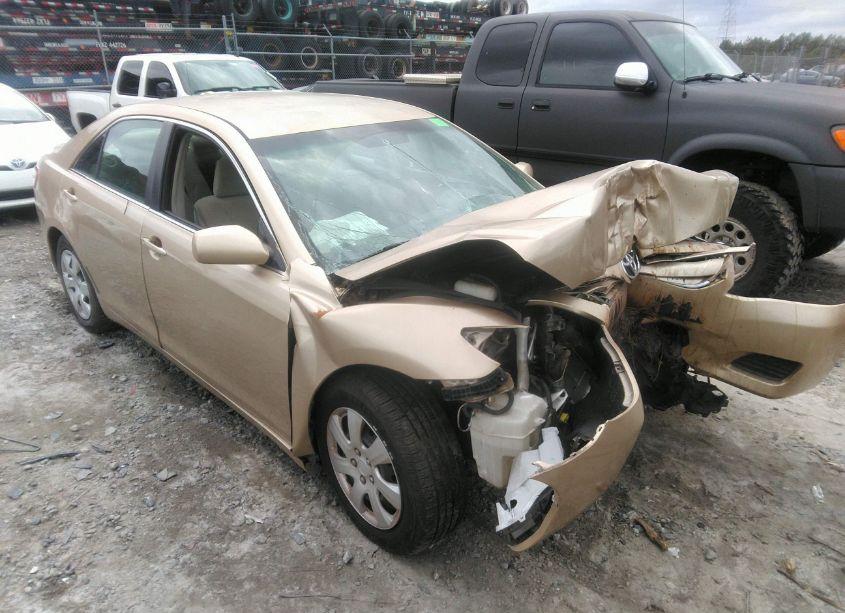 2011 Toyota Camry (VIN 4T1BF3EK8BU645912) main photo