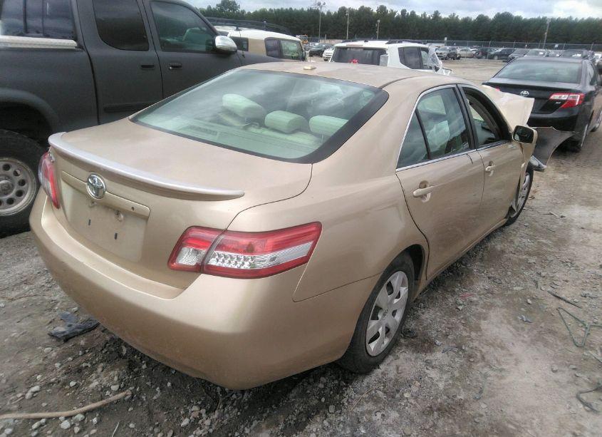 Photo 4 of 2011 Toyota Camry (VIN 4T1BF3EK8BU645912)