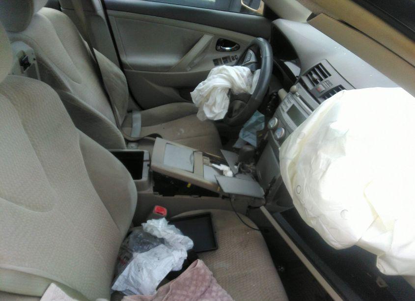 Photo 5 of 2011 Toyota Camry (VIN 4T1BF3EK8BU645912)