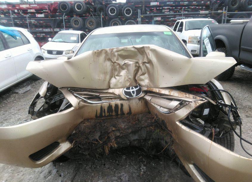 Photo 6 of 2011 Toyota Camry (VIN 4T1BF3EK8BU645912)