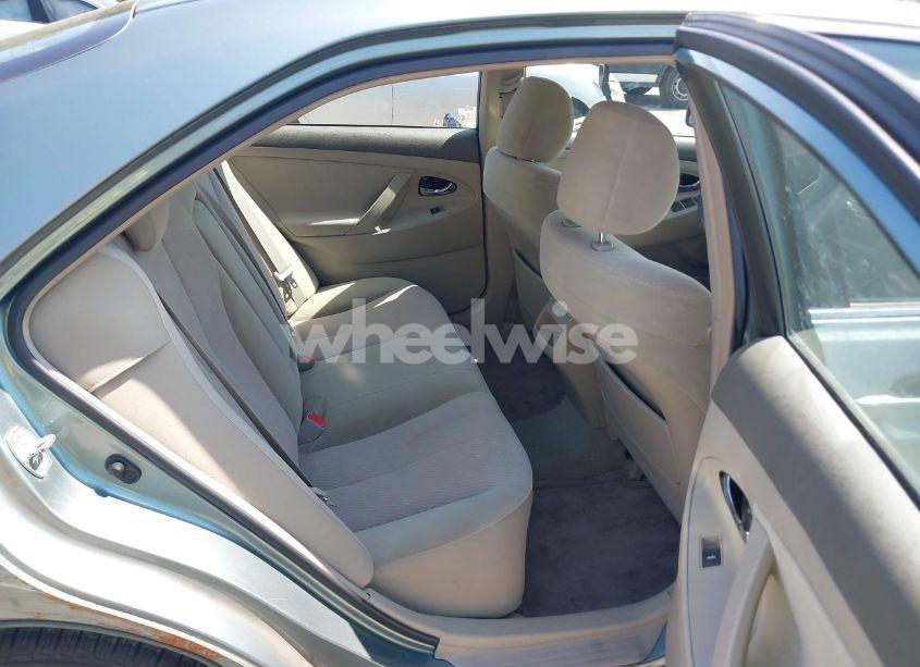 Photo 8 of 2011 Toyota Camry LE (VIN 4T1BF3EK8BU648566)