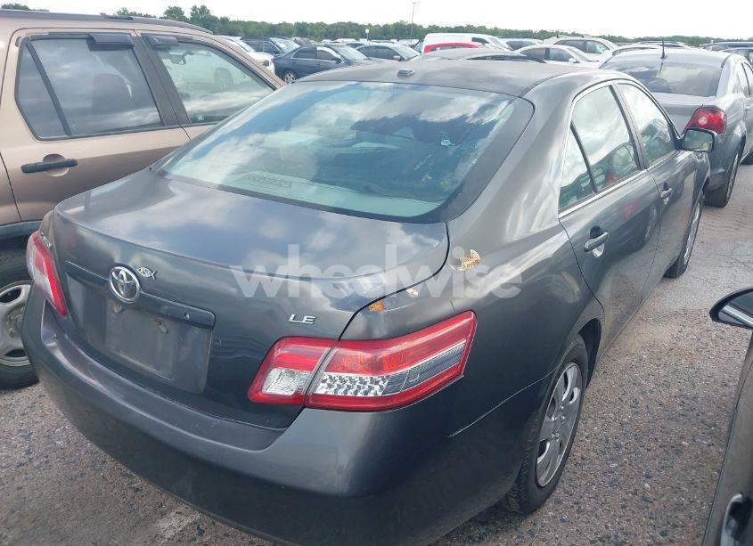 Photo 6 of 2011 Toyota Camry LE (VIN 4T1BF3EK8BU661351)